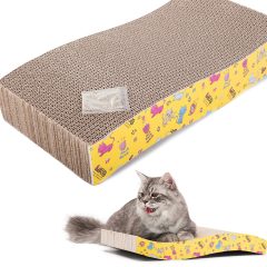 Karton kaparófa macskáknak macskamentával
